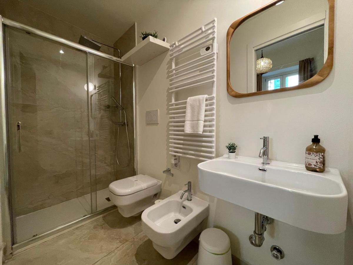 Appartamento Brera-centro Nuovo Con Cortile Privato
